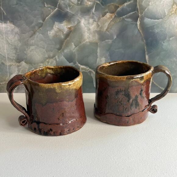 Studio Art x 2 Mugs 3 5/8" Stoneware Toned Red & Brown Brutalist Rustic - Picture 3 of 12